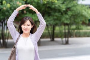 白髪染めの回数が多いのが不安…これって染めすぎ？｜MARTHA大宮見沼店