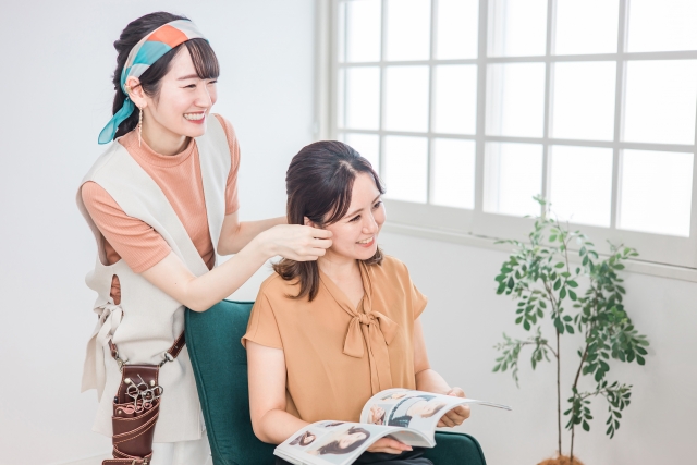 白髪染めは自宅と美容室で何が違う？｜大宮見沼で迷っている方へ