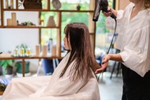 大宮見沼で落ち着いた美容室を探している方へ｜40〜50代女性が安心して通える美容室とは